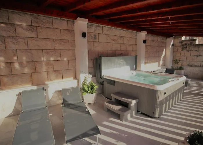 Libana Povlja (Brac)