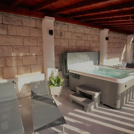 Libana Povlja (Brac)